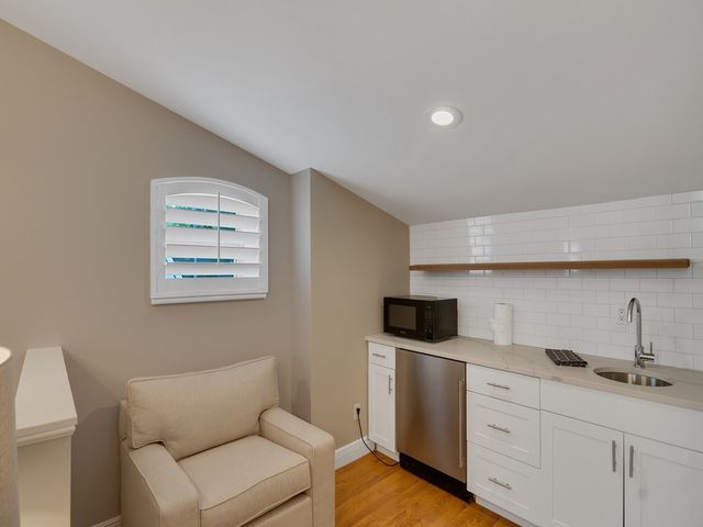 1896 Mooringline Drive, Vero Beach, FL 32963