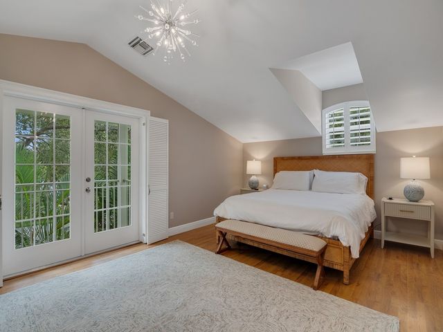 1896 Mooringline Drive, Vero Beach, FL 32963