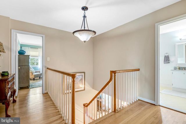 3723 RIVERWOOD RD, Alexandria, VA 22309