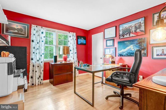 3723 RIVERWOOD RD, Alexandria, VA 22309