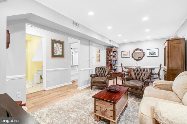 3723 RIVERWOOD RD, Alexandria, VA 22309