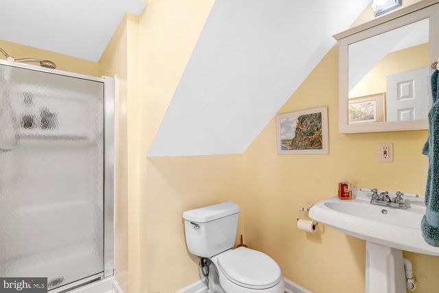 3723 RIVERWOOD RD, Alexandria, VA 22309