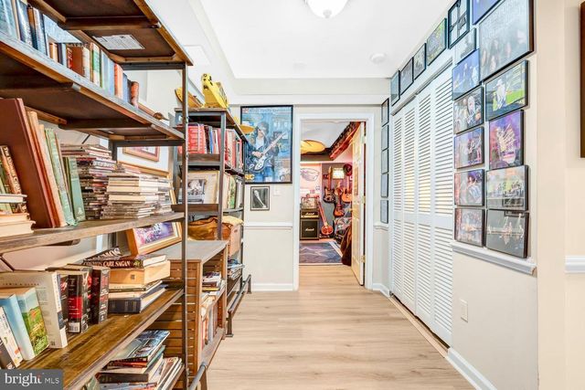 3723 RIVERWOOD RD, Alexandria, VA 22309