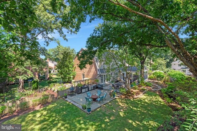 3723 RIVERWOOD RD, Alexandria, VA 22309