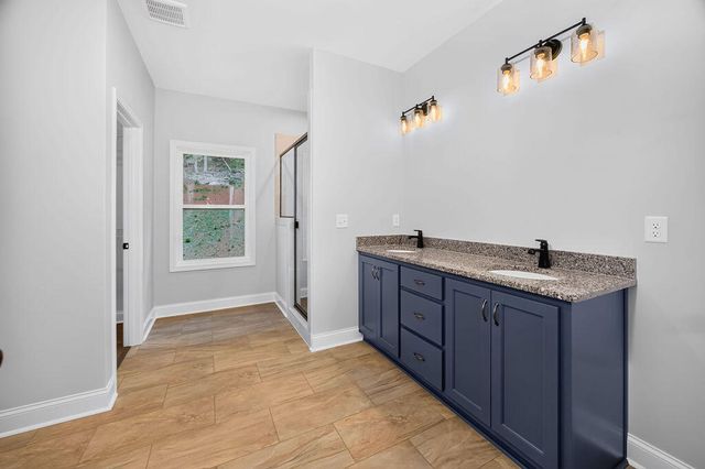 4546 Lee Pike, Soddy Daisy, TN 37379
