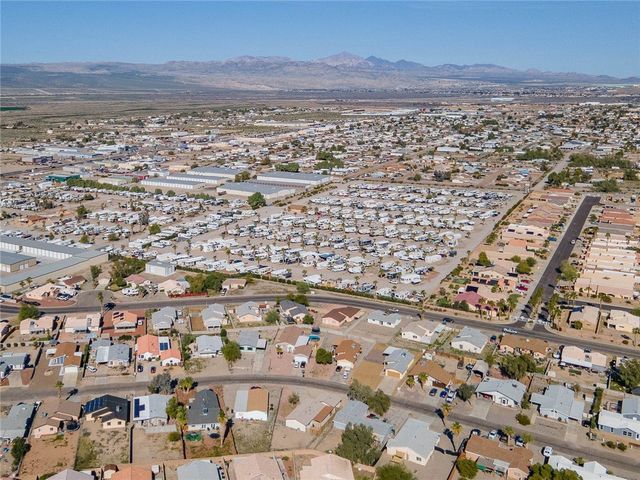 4818 S Baronsgate Way, Fort Mohave, AZ 86426