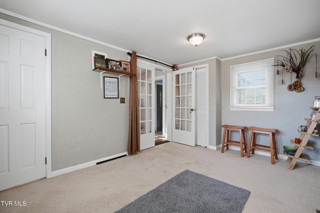 251 Charleston Street, Weber City, VA 24290