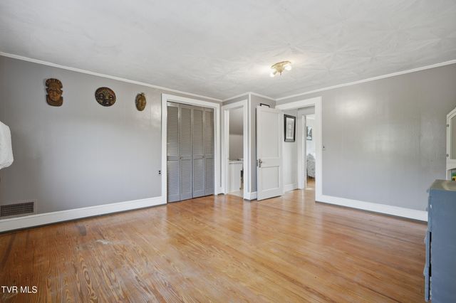 251 Charleston Street, Weber City, VA 24290