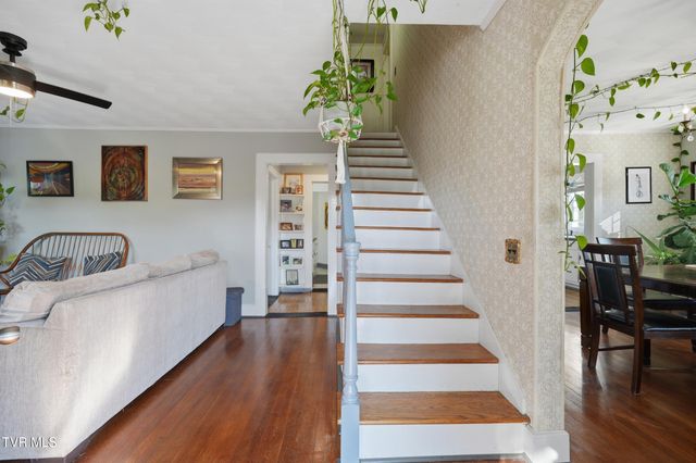 251 Charleston Street, Weber City, VA 24290