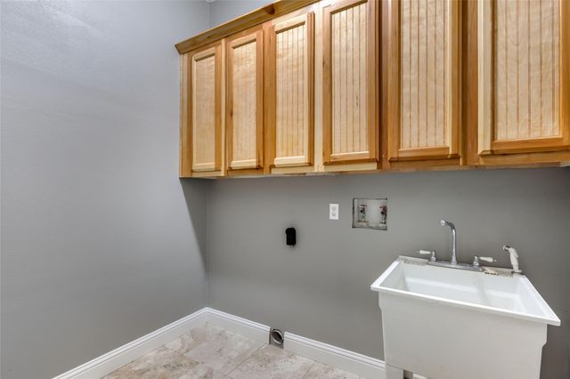 4324 Holstein Drive, Cleveland, TX 77328