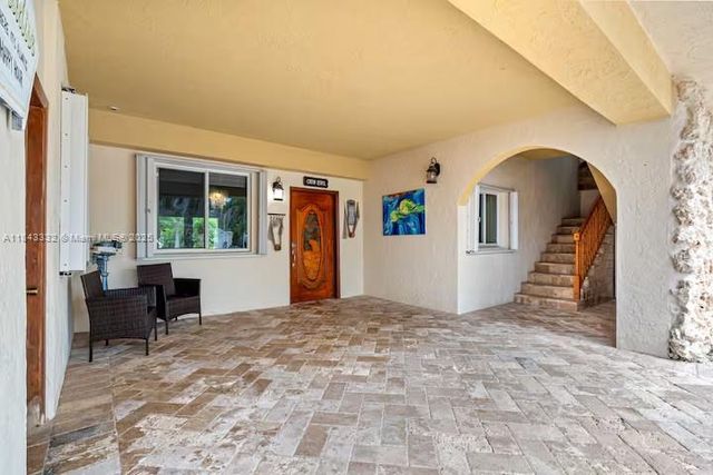 201 Wildwood Cir, Key Largo, FL 33037