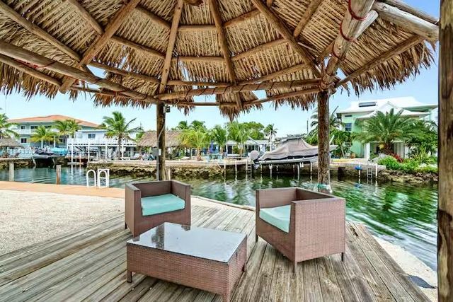 201 Wildwood Cir, Key Largo, FL 33037