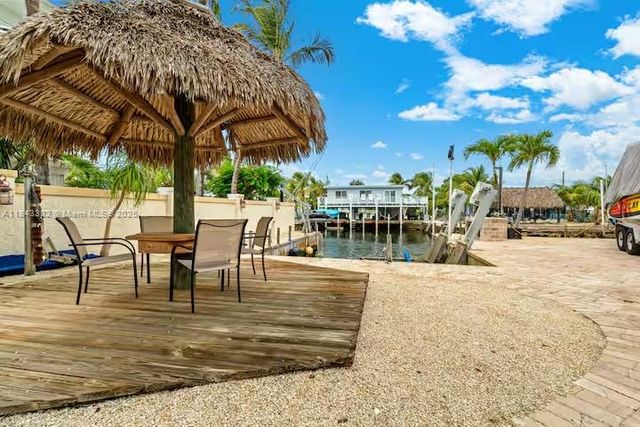 201 Wildwood Cir, Key Largo, FL 33037