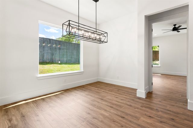 205 Familia Court, Azle, TX 76020