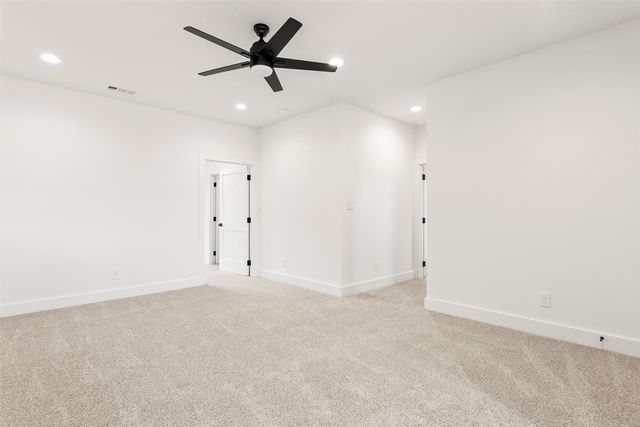 205 Familia Court, Azle, TX 76020