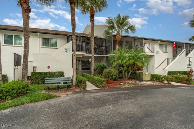 3574 Antarctic CIR 2107, Naples, FL 34112