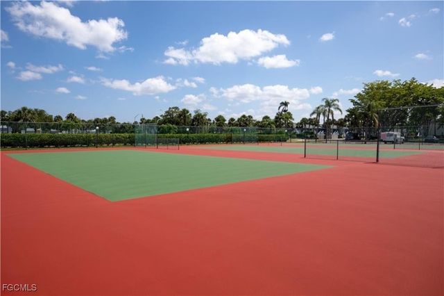 3574 Antarctic CIR 2107, Naples, FL 34112