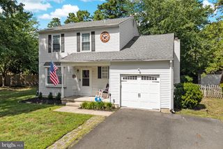 3 PRINCE CHARLES CT, Marlton, NJ 08053