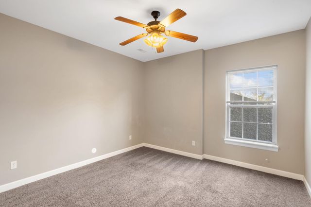 2058 HASTINGS RD, Jefferson City, MO 65109