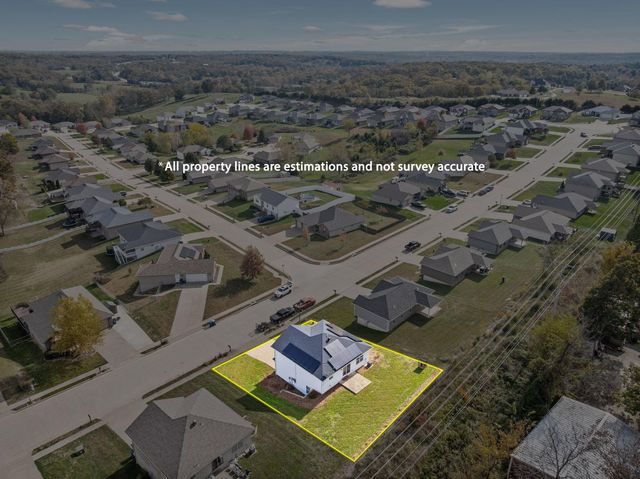 2058 HASTINGS RD, Jefferson City, MO 65109