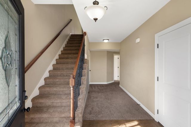 2058 HASTINGS RD, Jefferson City, MO 65109