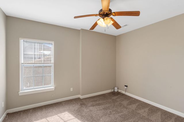 2058 HASTINGS RD, Jefferson City, MO 65109