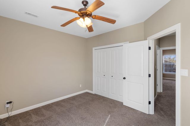 2058 HASTINGS RD, Jefferson City, MO 65109