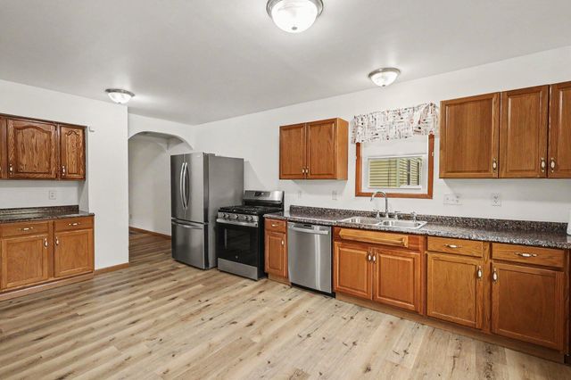 1157 Cook Avenue E, Saint Paul, MN 55106