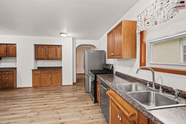 1157 Cook Avenue E, Saint Paul, MN 55106