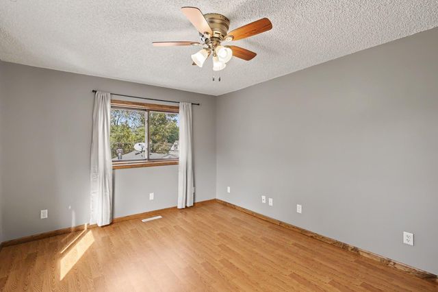 1157 Cook Avenue E, Saint Paul, MN 55106