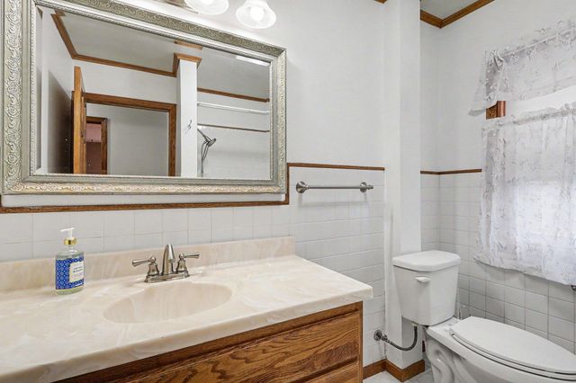1157 Cook Avenue E, Saint Paul, MN 55106