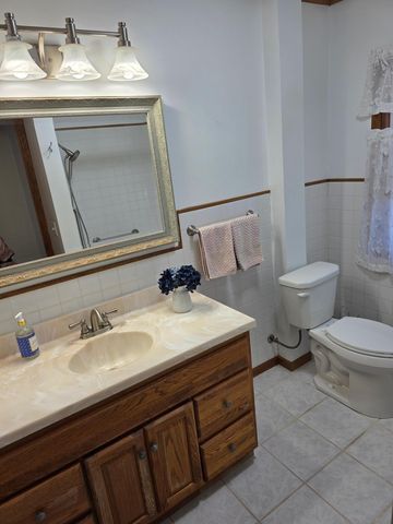 1157 Cook Avenue E, Saint Paul, MN 55106