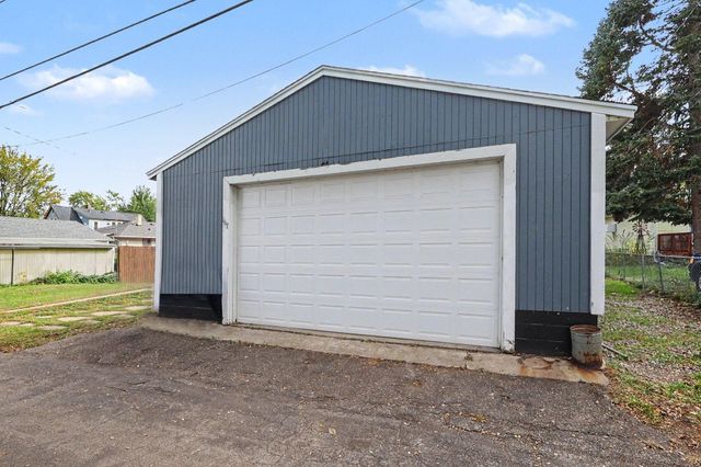 1157 Cook Avenue E, Saint Paul, MN 55106