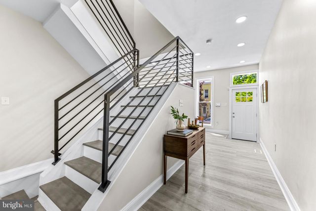 2723 HAMPDEN AVE, Baltimore, MD 21211