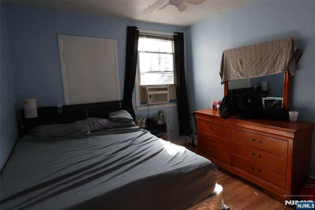 617 8th Street, Newark, NJ 07107