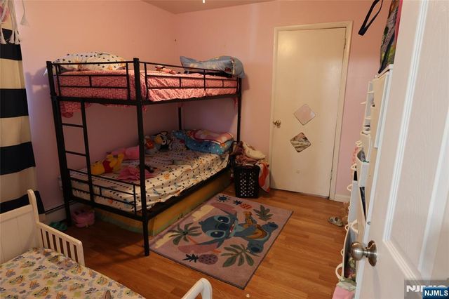 617 8th Street, Newark, NJ 07107