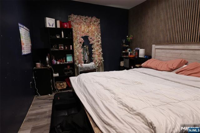 617 8th Street, Newark, NJ 07107