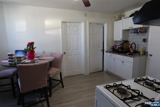 617 8th Street, Newark, NJ 07107