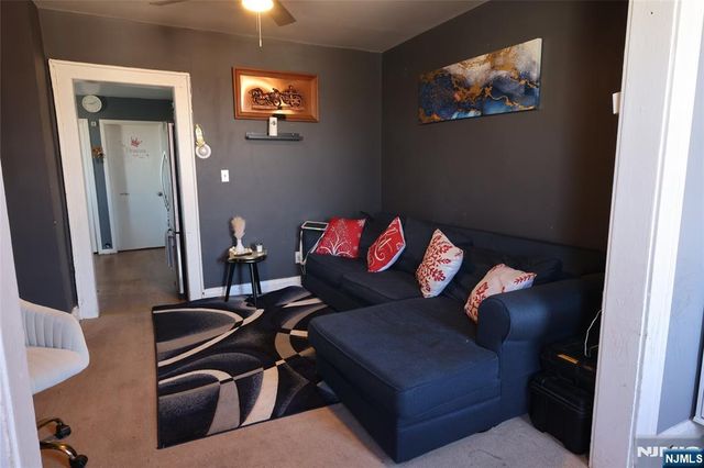 617 8th Street, Newark, NJ 07107