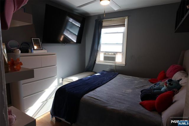 617 8th Street, Newark, NJ 07107