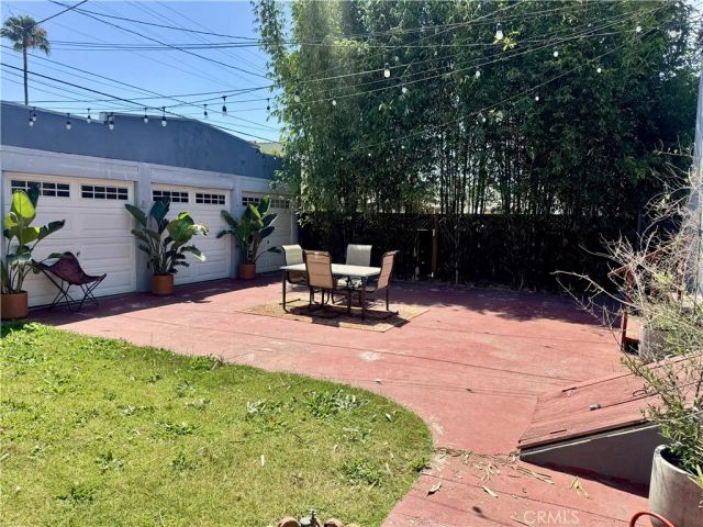 3034 Edgehill Drive, Los Angeles, CA 90018