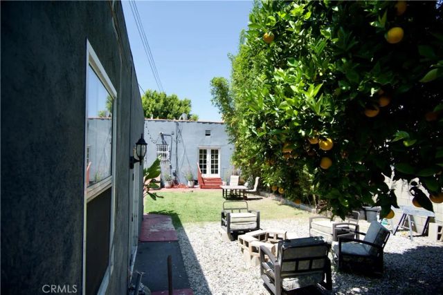 3034 Edgehill Drive, Los Angeles, CA 90018