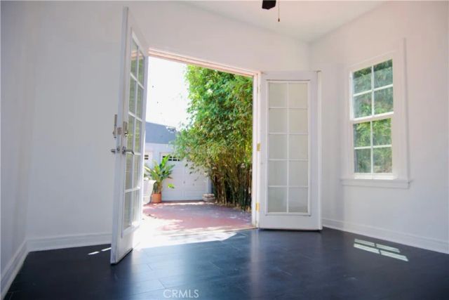 3034 Edgehill Drive, Los Angeles, CA 90018