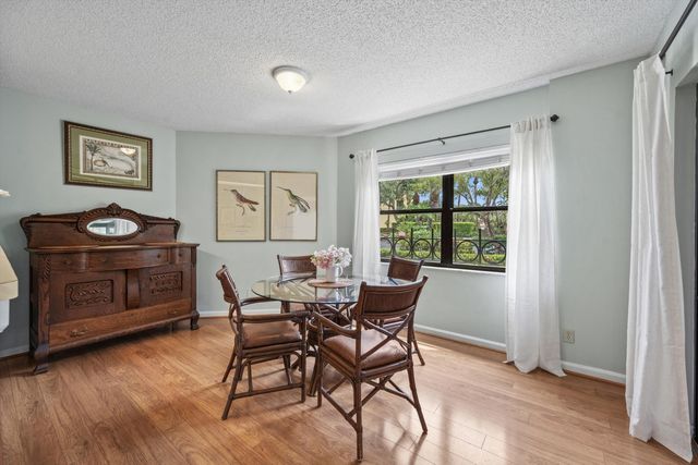 24 Uno Lago Drive, Juno Beach, FL 33408