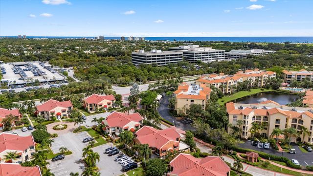 24 Uno Lago Drive, Juno Beach, FL 33408