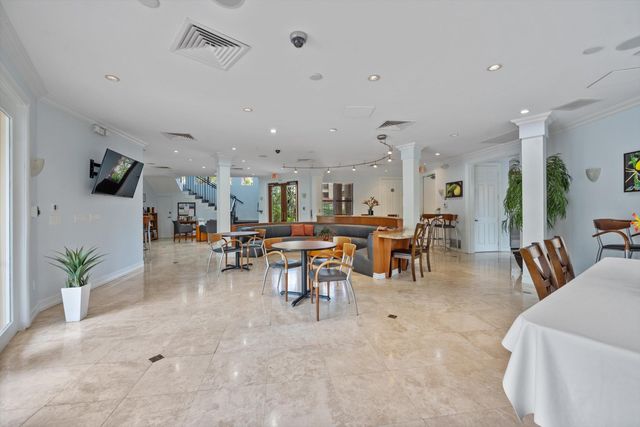24 Uno Lago Drive, Juno Beach, FL 33408