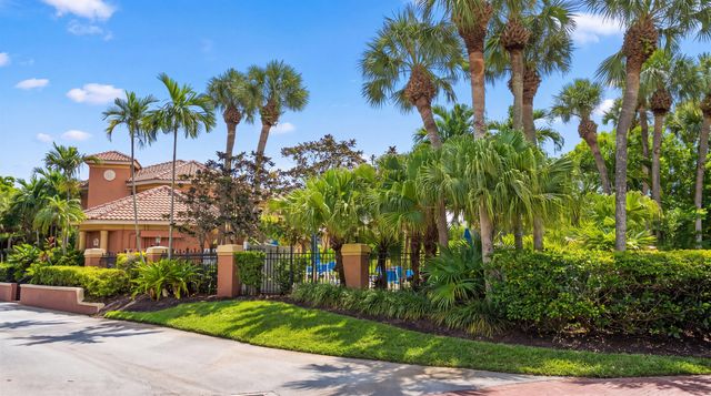 24 Uno Lago Drive, Juno Beach, FL 33408