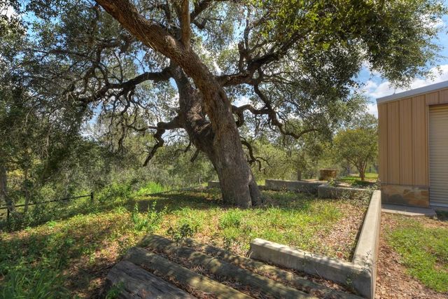 6887 Von Ormy Road, Von Ormy, TX 78073
