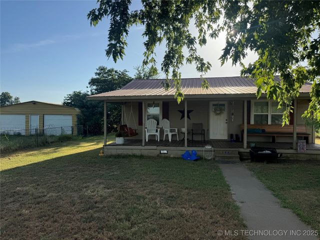 419000 E 1110 Road, Checotah, OK 74426