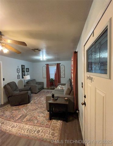 419000 E 1110 Road, Checotah, OK 74426